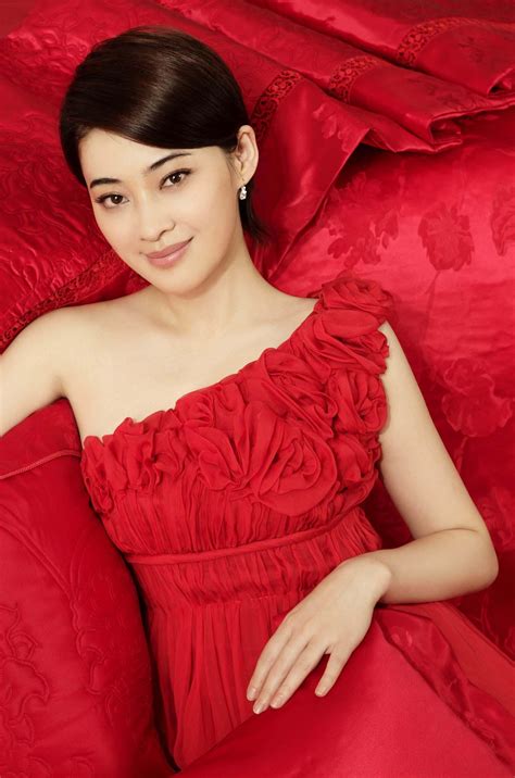 历史上的今天4月30日_1975年梅婷出生。梅婷，中国演员。