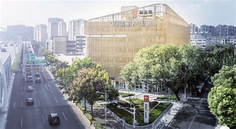 上海虹口：开启“硅巷式”产城融合发展新篇章_中国发展网