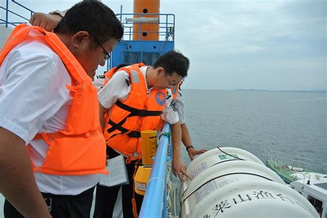菲称中国渔政310船和海监71船仍在黄岩岛附近 - 海洋财富网