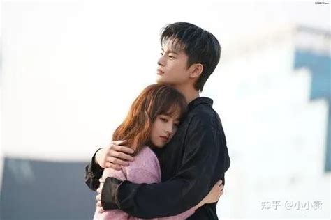 tvN新剧《某一天灭亡走近我家门》方面首次公开了主演朴宝英的拍摄剧照-新闻资讯-高贝娱乐