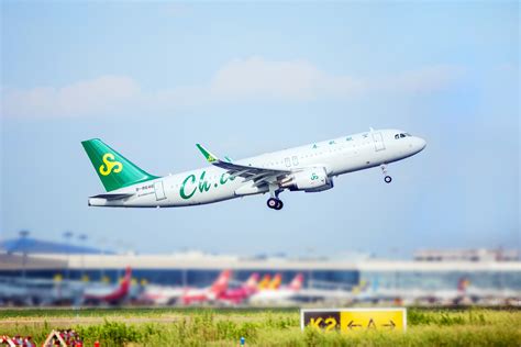 春秋航空推出上海等13城经兰州飞克拉玛依，单程最多立减200元