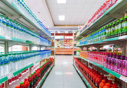 消费者在华东南昌的一家进口超市购买来自世界各地的商品高清图片下载-正版图片505351787-摄图网