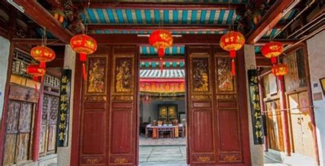 广东揭阳藏有一座古宅，已有上百年历史，却依旧保存完好