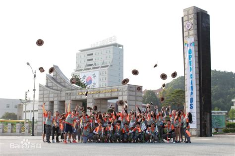 韩国首尔韩亚高中师生代表团来附中交流访问-西安交通大学新闻网