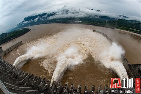 武汉特大洪水 全国多个地区深受洪涝之苦_大事件专题_新闻_99健康网