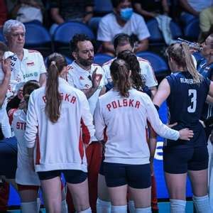 国家女排联赛保加利亚零封加拿大 波兰2-3比利时_手机新浪网