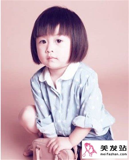 2岁女宝宝短发发型 时尚甜美萌翻众人心_儿童发型 - 美发站