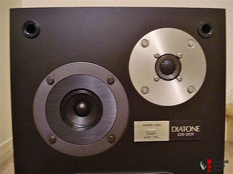 Diatone DS-201 by Mitsubishi 3-way single speaker Photo #2798553 ...