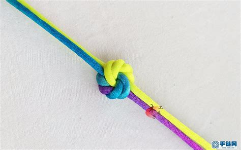 曼陀罗结红绳编织教程已出，可以用作手链或挂饰，非常漂亮-手链编法-36840手链网
