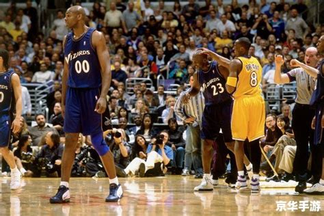 nba2005白金版 NBA 2005白金版：篮球游戏的巅峰之作 - 京华手游网
