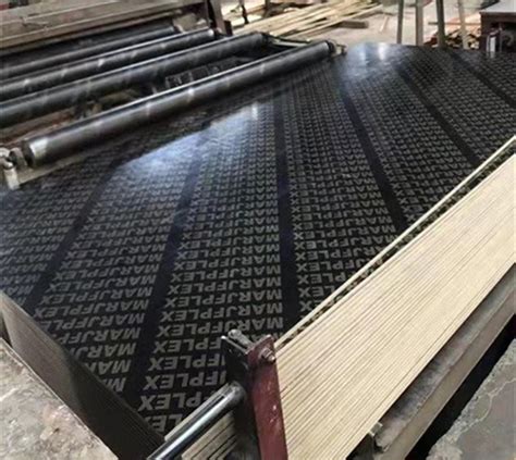 清水模板 建筑工地支木方 竹胶板 红色黑色 双面覆膜 胶合板