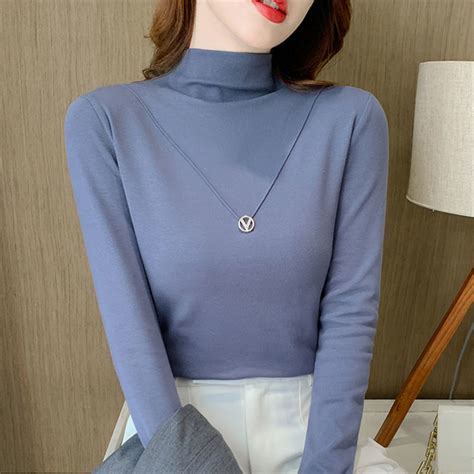 熊黛林圆领打底衫图片