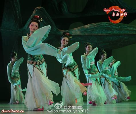 庆祝建党100周年系列演出活动——艺术学院舞蹈学（中国舞方向）毕业汇演成功举办