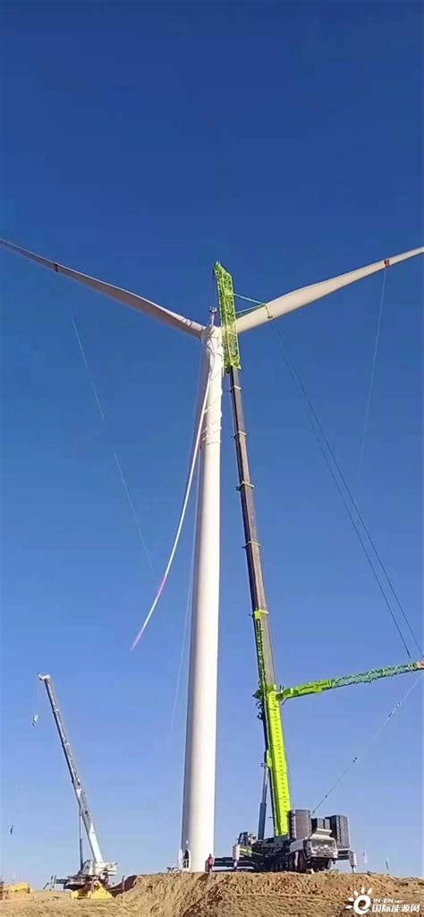 陕西神木店塔40兆瓦分散式项目首套塔筒顺利吊装-国际风力发电网