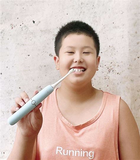 给孩子买电动牙刷有必要吗？扉乐VIIV青少年电动牙刷使用体验