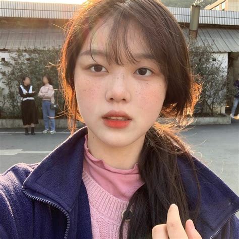 女生头像鸭子温柔