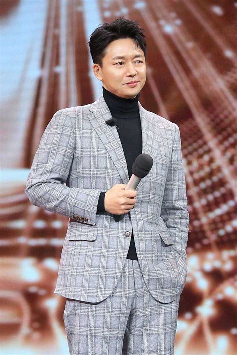 刘奕君亮相星月盛典 获年度实力演员-搜狐大视野-搜狐新闻