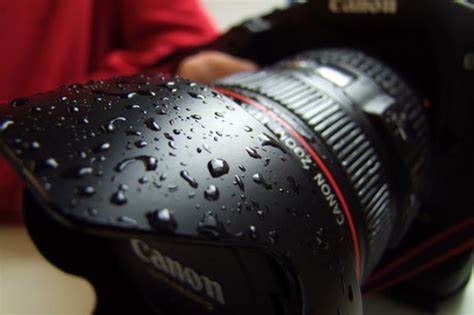 简单几招不影响拍摄 教你雨天保护相机_技法学院-蜂鸟网