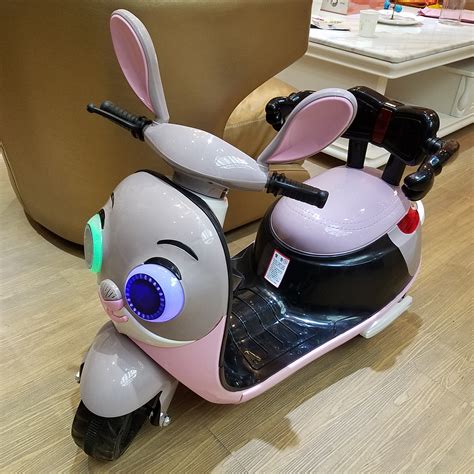 新款朱迪兔儿童电动摩托车宝宝电瓶童车男女孩可坐骑玩具车安全带-阿里巴巴