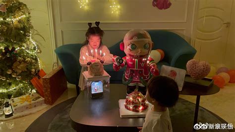 27日晚，@章子怡 晒出为醒醒庆祝6岁生日的照片……_手机新浪网