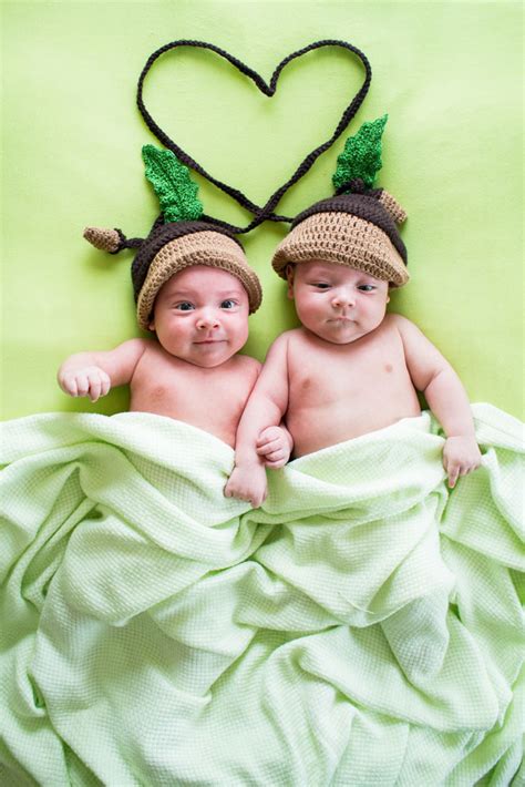 两个双胞胎婴儿图片素材下载(图片编号:20140205094510)-儿童幼儿-人物图库-图片素材 - 聚图网 juimg.com