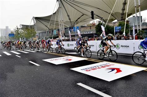2021环法自行车赛第18赛段|环法自行车赛|加查|法国_新浪新闻