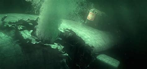 英军被爆曾“击中”俄潜艇，真实情况却出乎意料，英军舰差点沉没__财经头条