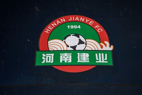 河南队官方：本周末主场对阵国安比赛开放30%看台_手机新浪网