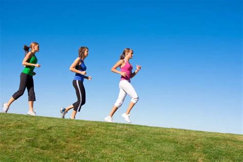 跑步的奥秘：为什么短跑运动员能跑得那么快？|Fx|短跑|反作用力_新浪新闻