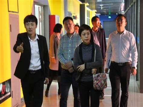 省人社厅对忻州市大学生创业园进行“省级创业孵化示范基地”实地评估考察
