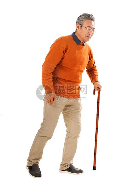 拄着拐杖行动不便的老人高清图片下载-正版图片507659249-摄图网