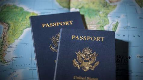 中国外交部：中方将考虑不承认英国国民海外护照作为有效旅行证件 - 2020年7月23日, 俄罗斯卫星通讯社