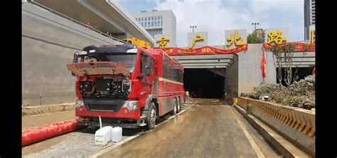 郑州京广路航海路口隧道积水正在抽排中，已排水1.8万方_手机新浪网