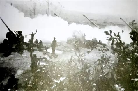 79年越战胜利，43军回撤时遇袭，张万年：后队变前队，杀个回马枪_越南_中国_解放军