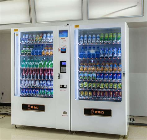 在自动售货机上如何买东西_广州东莞自动售货机-十六年售货机专业投放 免费装机 加盟合作