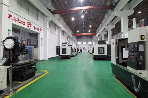 12种不同创意的上海合程数控机械设备有限公司LOGO设计_空灵LOGO设计公司