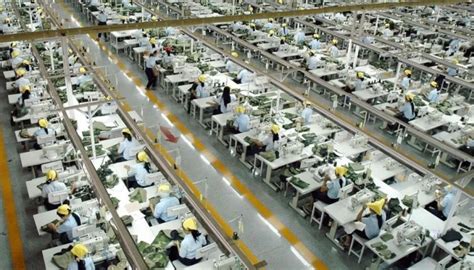 越南经济连续10年高速增长，这3个短板限制其成为“世界工厂”__财经头条