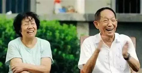 你不知道的袁隆平：与妻子相爱58年，爱猫如命，天性自由散漫……|相爱|袁隆平_新浪新闻