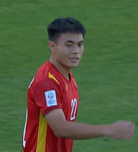 1-1爆冷！越南U23绝平韩国，2大纪录终结，21岁小将被红牌罚下