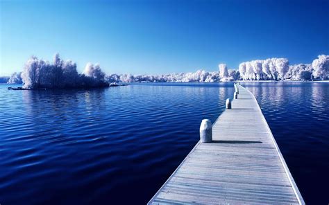 完美冬天 树 湖水 小桥 蓝天白云壁纸 3K 风景电脑壁纸 - Like壁纸网