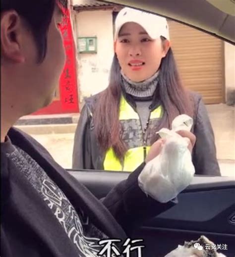 靓女收停车费，司机一招解决收费问题..._搜狐汽车_搜狐网
