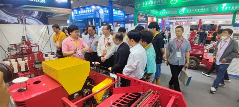 工程技术学院多项科技成果亮相 2023中国（重庆）丘陵山区农业机械展览会-首页-工程技术学院