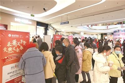 综合 _ 张国华解读进口博览会中的上海购物：买时尚来上海，买全球来上海