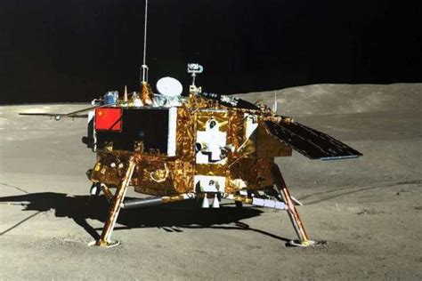 嫦娥四号终于“落月”，传回第一张照片！人类探测器首次月球背面软着陆-《麻省理工科技评论》中文网