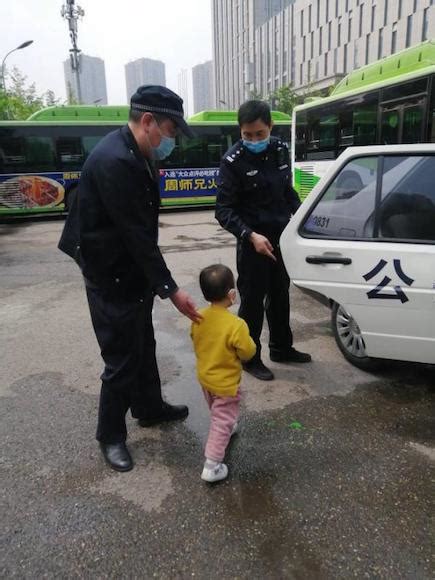 视频|家长太大意三岁小女孩独自坐上公交车 还好遇到这位热心司机-新重庆客户端