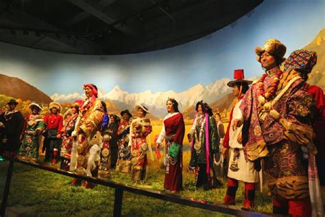 甘孜藏族自治州博物馆正式对外开放 众多精品文物亮相 藏地阳光新闻网