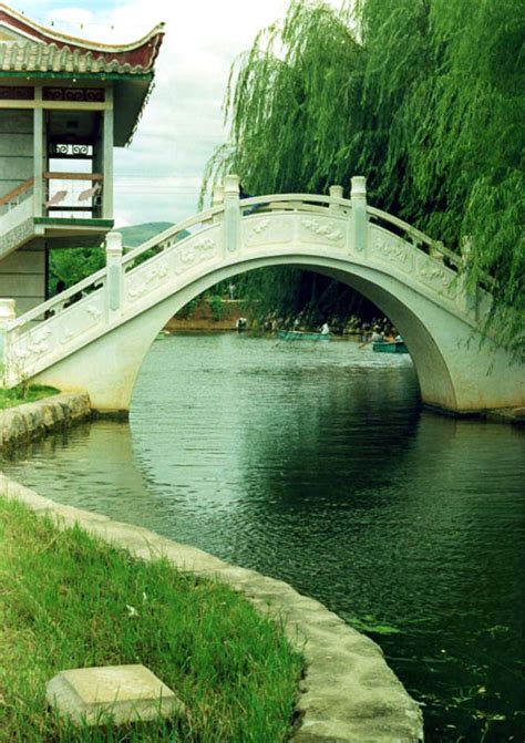 小桥流水图片