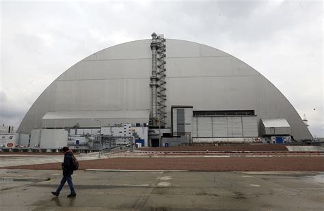 切尔诺贝利会再次爆炸？废弃核反应堆深处出现“阴燃”反应！