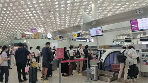 在深圳乘机，可全程自助安检！深圳机场推出4条智能安检通道_深圳新闻网