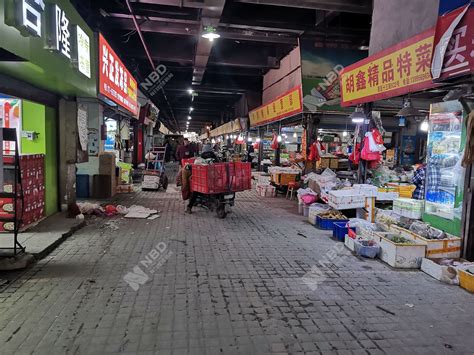 图集丨探访武汉不明原因肺炎始发海鲜批发市场 | 每经网